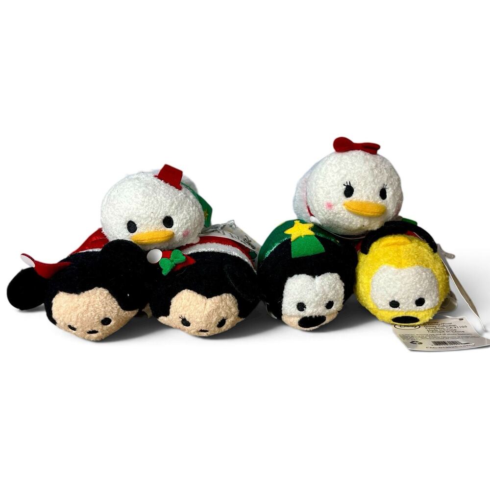 6 Disney Tsum Tsum Christmas Mini Plush Mickey Minnie Donald Daisy Goofy Pluto